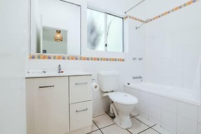 Sandcastles 1770 Motel & Resort