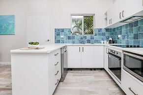 Sandcastles 1770 Motel & Resort