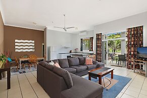 Sandcastles 1770 Motel & Resort