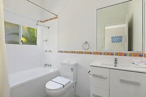 Sandcastles 1770 Motel & Resort