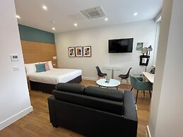 100 Kings Road by House of Fisher
