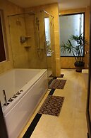 Maleewana Hotel & Resort