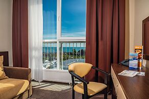 Barkhatnye Sezony Ekaterininsky Kvartal