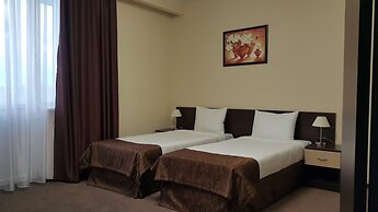 Barkhatnye Sezony Ekaterininsky Kvartal