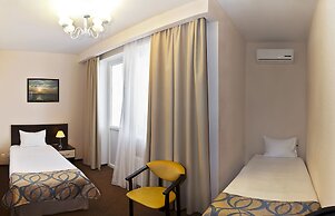 Barkhatnye Sezony Ekaterininsky Kvartal