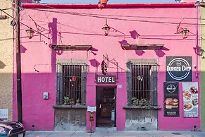 Hotel Rosa Morada