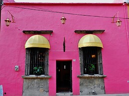 Hotel Rosa Morada