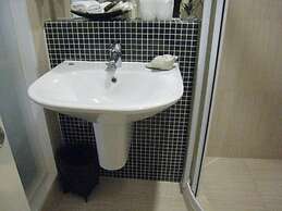 Aphrodite Inn Bangkok