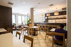 Aphrodite Inn Bangkok