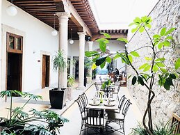 Hosting House Express