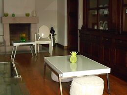 Hosting House Express