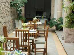 Hosting House Express