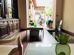 Hosting House Express