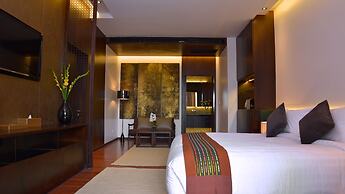 Emerald Palace Hotel