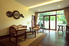 Emerald Palace Hotel