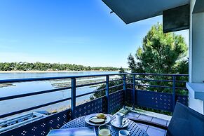 Le Pavillon Bleu