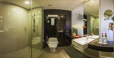 HARRIS Hotel Seminyak Bali