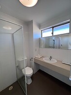 Econo Lodge Rivervale