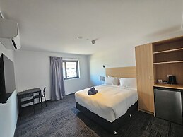 Econo Lodge Rivervale