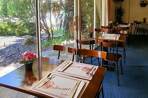 Econo Lodge Rivervale