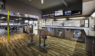 Nightcap at Morwell Hotel