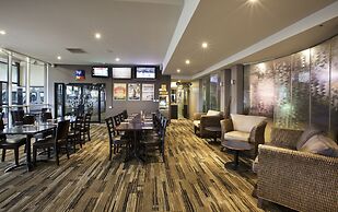 Nightcap at Morwell Hotel