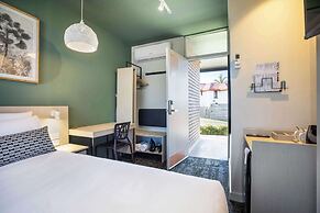 Nightcap at Morwell Hotel