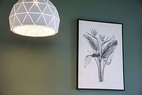 Nightcap at Morwell Hotel