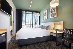 Nightcap at Morwell Hotel