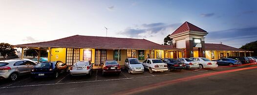 Nightcap at Sylvania Hotel