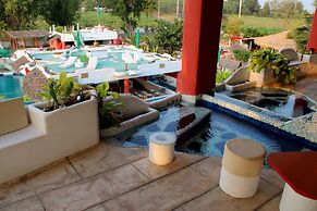 Mirabel Resort & Mini Golf