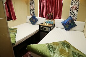 Everest Inn Guest House