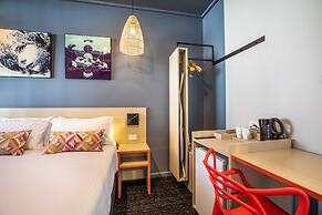 Nightcap at Monash Hotel