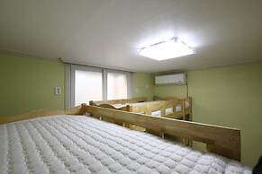Namu Guesthouse - Hostel