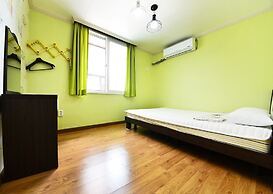 Namu Guesthouse - Hostel