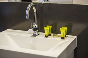 Nightcap at Rose & Crown Hotel