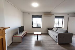 Nightcap at Rose & Crown Hotel