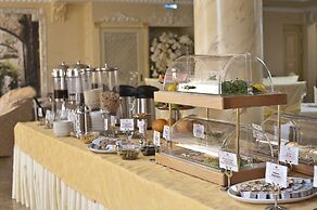 Amici Grand Hotel