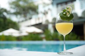 iRoHa Garden Hotel & Resort