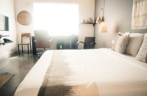 iRoHa Garden Hotel & Resort