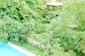 iRoHa Garden Hotel & Resort