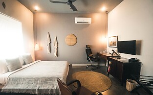 iRoHa Garden Hotel & Resort