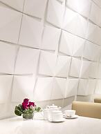 Sama-Sama Express KLIA Terminal 2 - Airside Transit Hotel