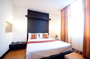 Siam Paradise Entertainment Complex