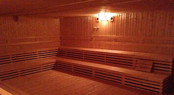 Siam Paradise Entertainment Complex