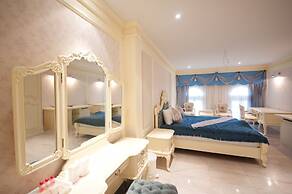 Siam Paradise Entertainment Complex