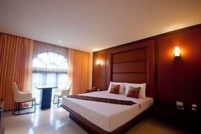 Siam Paradise Entertainment Complex