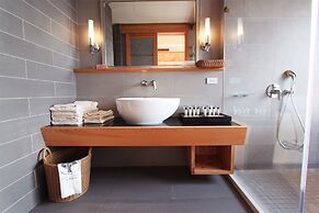 Bay Forest Boutique Hotel