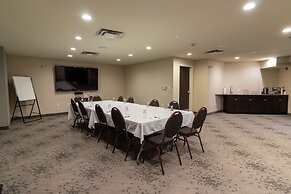 The Kanata by BCMInns Blairmore Hotel, Blairmore, Canada - Lowest Rate ...