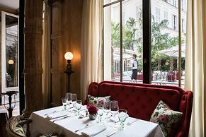 La Reserve Paris Hotel and Spa